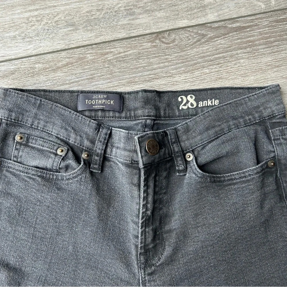 J. Crew 9”Mid Rise Toothpick Charcoal Wash Jeans - Picture 8 of 15